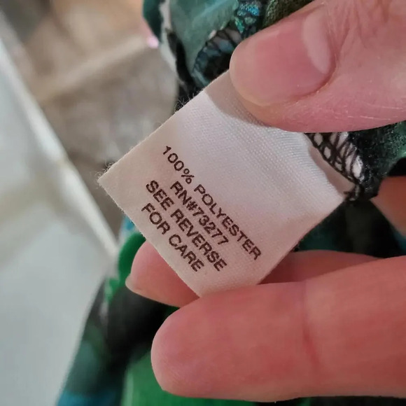 Mudd Cottony Twisted Strap Floral Tank Top Juniors Size Small Green Blue Black - Picture 6 of 14